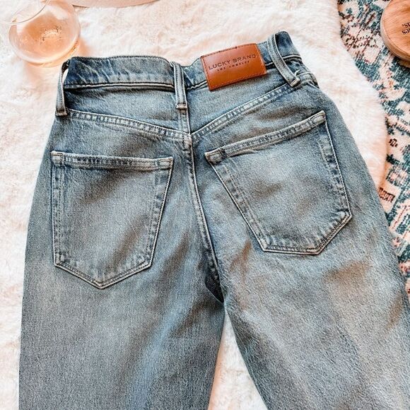 Lucky Brand High Rise Drew Mom Jean - Picture 10 of 11